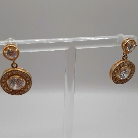 Five Pair of Earrings+ - Picture 6 of 9